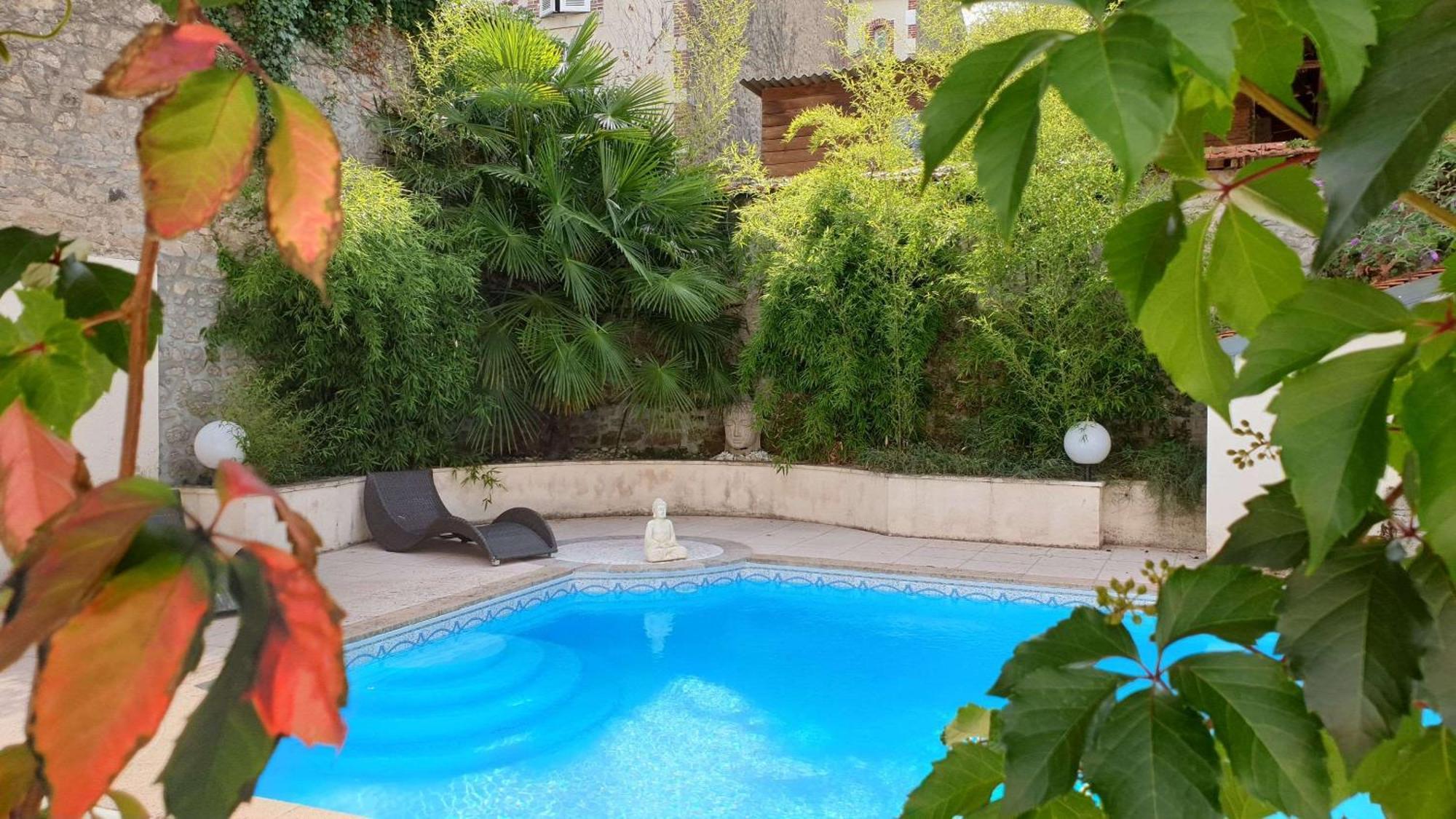 Brit Hotel Confort Auclair Guéret Esterno foto