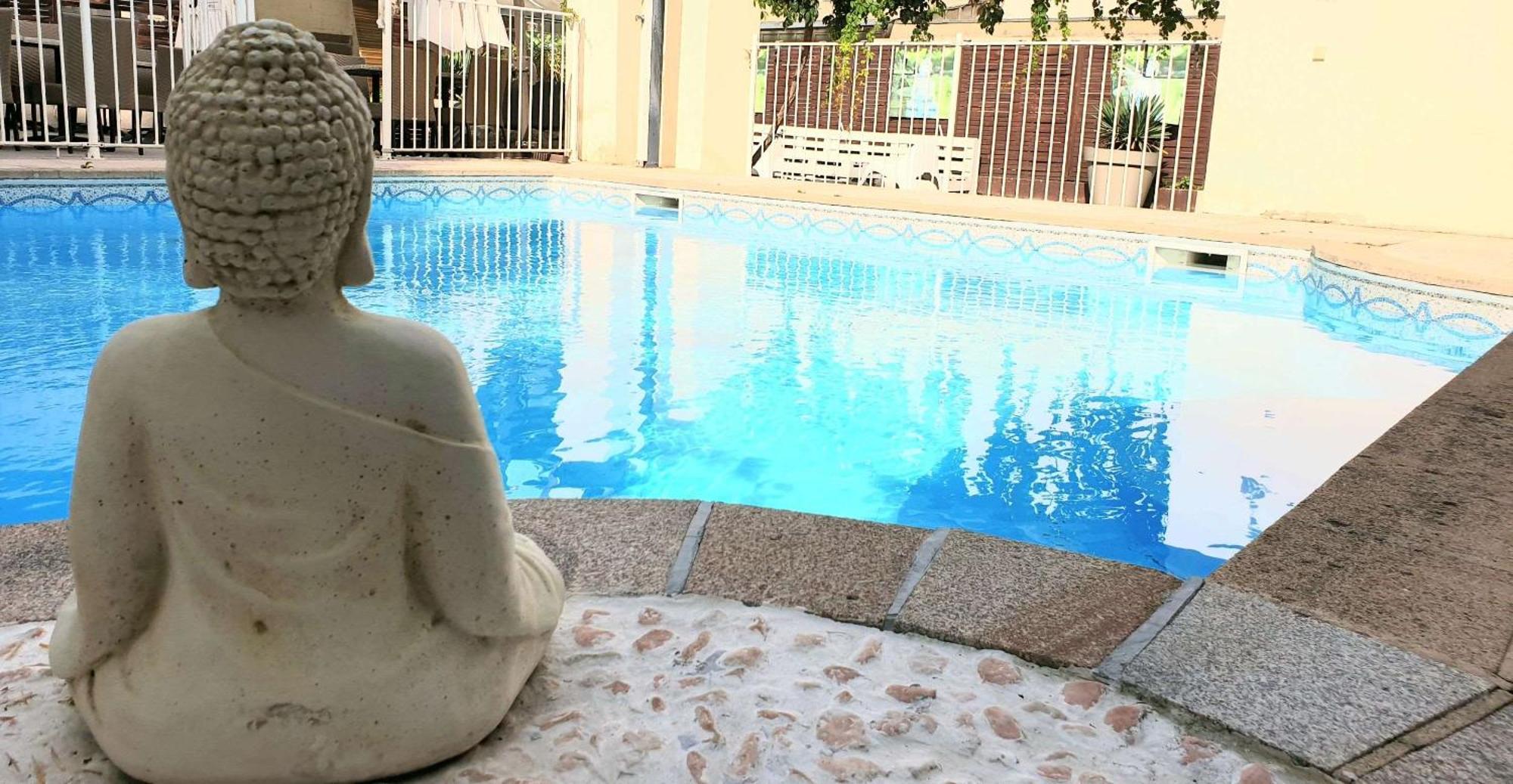 Brit Hotel Confort Auclair Guéret Esterno foto