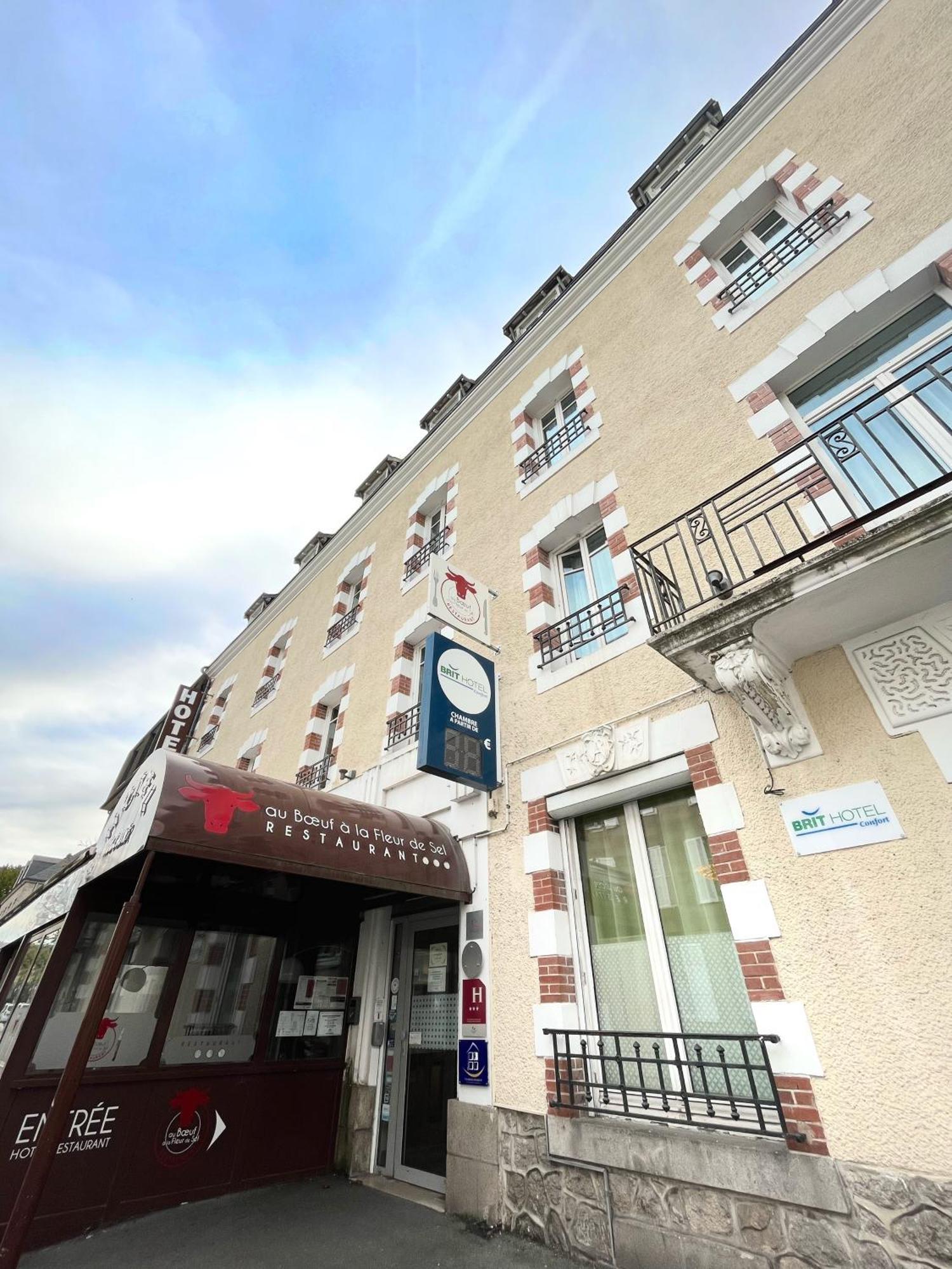 Brit Hotel Confort Auclair Guéret Esterno foto