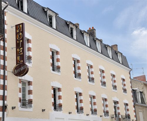 Brit Hotel Confort Auclair Guéret Esterno foto